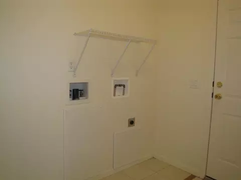 110 Old Post Rd, Moneta, VA 24121 photo 26
