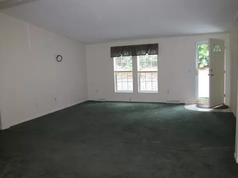 110 Old Post Rd, Moneta, VA 24121 photo 10