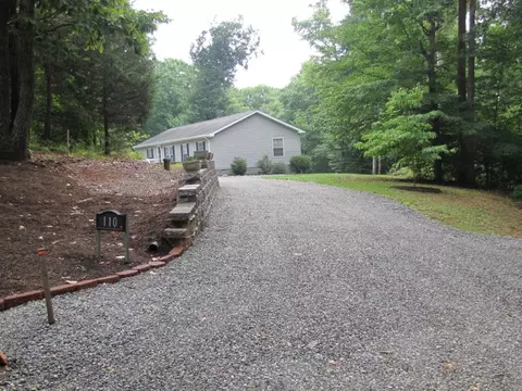 110 Old Post Rd, Moneta, VA 24121 photo 17