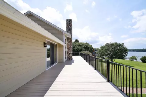 2885 Waters Edge Dr, Penhook, VA 24137 photo 30