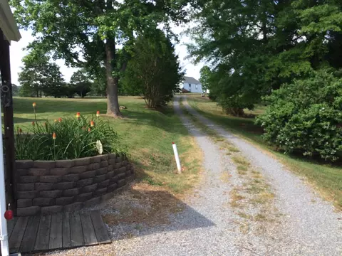 1941 Goodview Town Rd, Goodview, VA 24095 photo 15