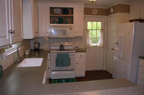 110 Bent Tree Rd, Moneta, VA 24121 photo 4
