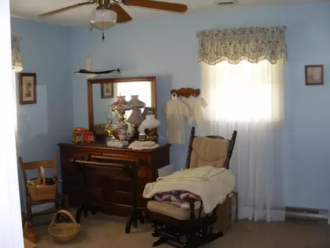 212 E Oxford St, Floyd, VA 24091 photo 16