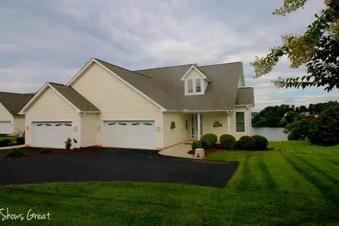 20 Patrick Pl, Union Hall, VA 24176 photo 1