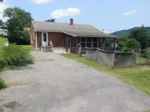 313 Frontier Rd NE, Roanoke, VA 24012 photo 14