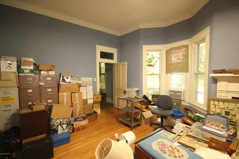 212 E Main St, Floyd, VA 24091 photo 5