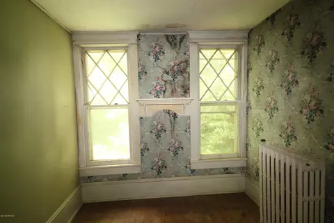 212 E Main St, Floyd, VA 24091 photo 23