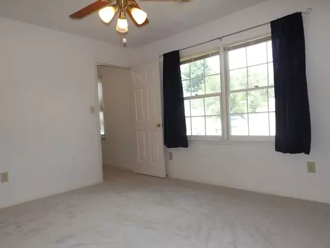5000 Jonathan Ln, Roanoke, VA 24019 photo 11