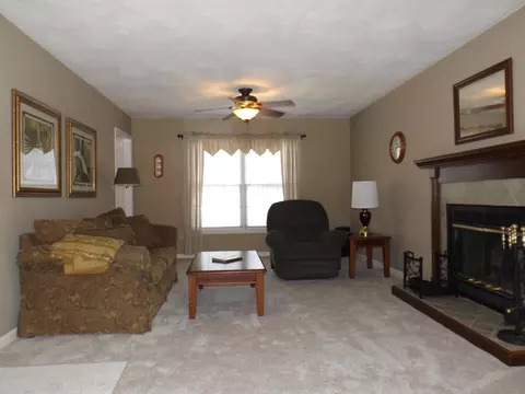 5000 Jonathan Ln, Roanoke, VA 24019 photo 9