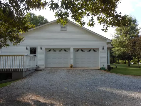 4019 Goodview Rd, Goodview, VA 24095 photo 9