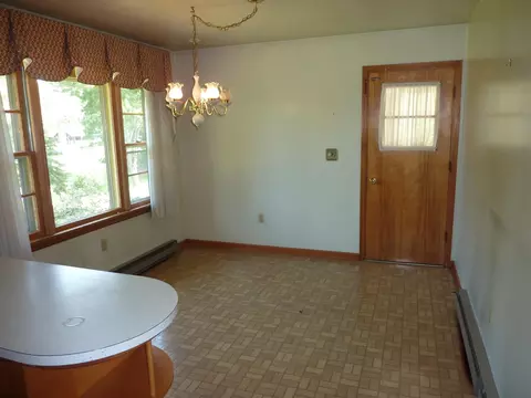 332 Daladier Dr, Vinton, VA 24179 photo 8