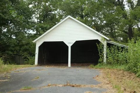171 Clark Loop, Stuart, VA 24171 photo 2