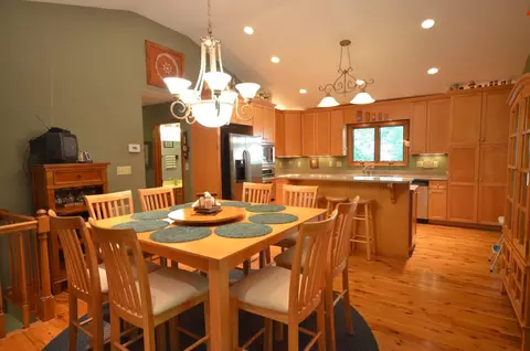 4661 Goodview Rd, Goodview, VA 24095 photo 3