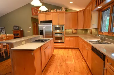 4661 Goodview Rd, Goodview, VA 24095 photo 5