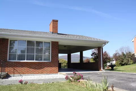 1644 Springbrook Rd NW, Roanoke, VA 24017 photo 8