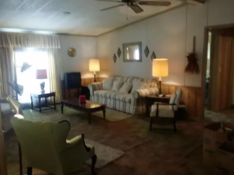20405 Main St, Buchanan, VA 24066 photo 13