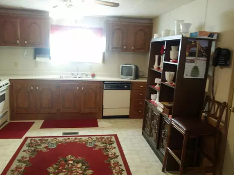 20405 Main St, Buchanan, VA 24066 photo 3