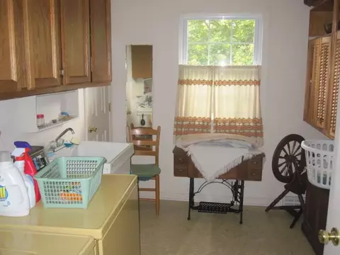 456 S Locust St, Floyd, VA 24091 photo 21