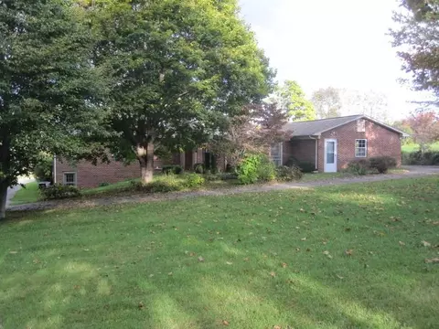 456 S Locust St, Floyd, VA 24091 photo 8