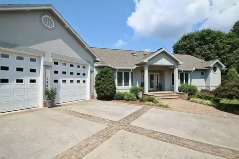 130 Lands End Rd, Penhook, VA 24137 photo 4