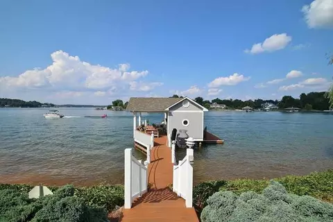 130 Lands End Rd, Penhook, VA 24137 photo 37