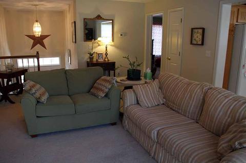1183 Crest Ridge Dr, Bedford, VA 24523 photo 2