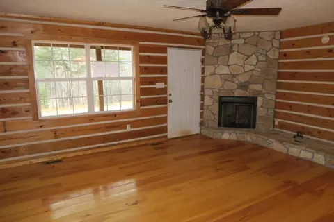 907 Escape Ln, Ferrum, VA 24088 photo 2