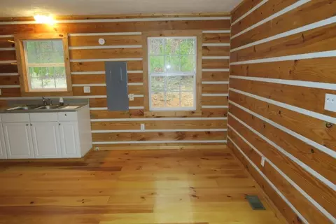 907 Escape Ln, Ferrum, VA 24088 photo 4