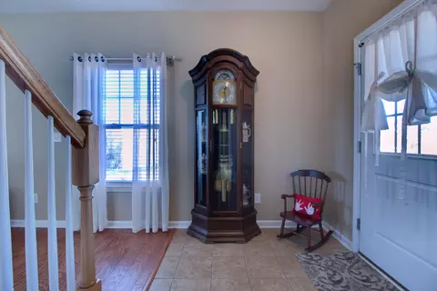 3162 Clayview Cir, Salem, VA 24153 photo 7