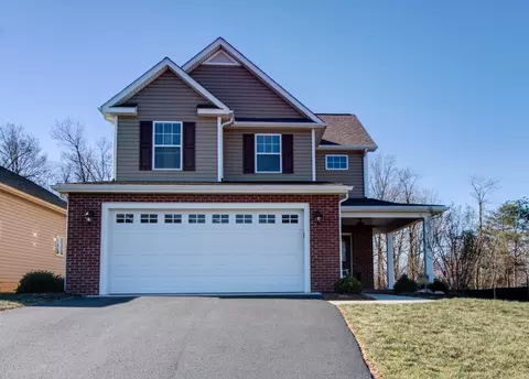 3162 Clayview Cir, Salem, VA 24153 photo 1