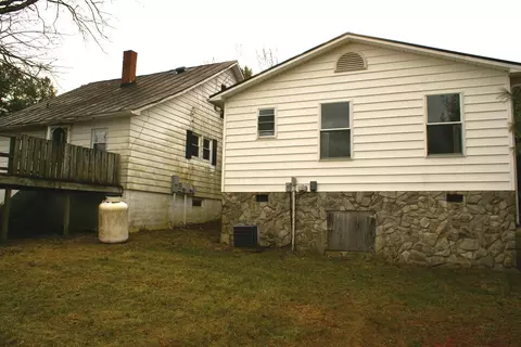 2178 Goodview Rd, Goodview, VA 24095 photo 5