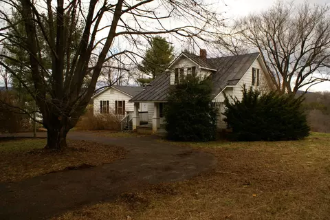 2178 Goodview Rd, Goodview, VA 24095 photo 2