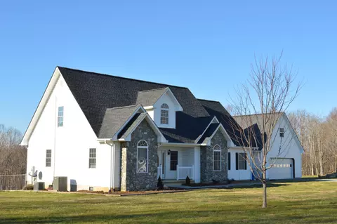 175 Kay Fork Rd, Union Hall, VA 24176 photo 2