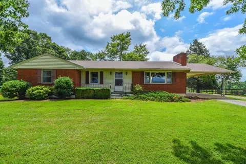 2745 Roaring Run Rd, Goode, VA 24556 photo 1