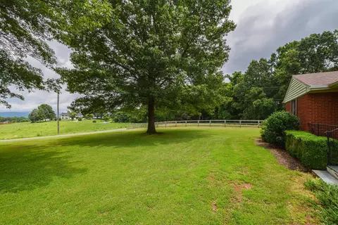 2745 Roaring Run Rd, Goode, VA 24556 photo 7