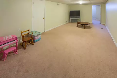 3902 Green Spring Ave, Roanoke, VA 24017 photo 17