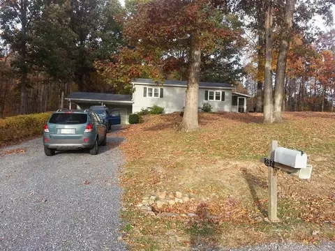 237 Cedar Bluff Rd, Buchanan, VA 24066 photo 11