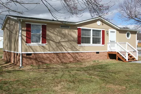 100 Mound Ter, Thaxton, VA 24174 photo 2