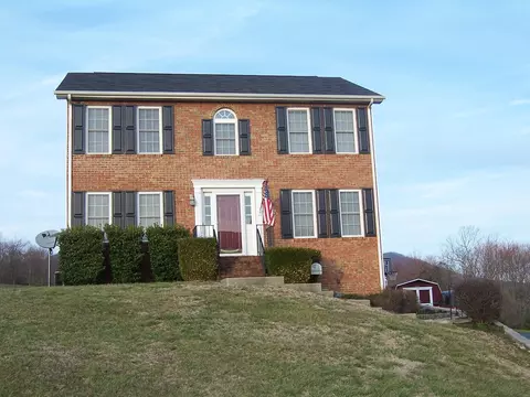 1700 Meadows Rd, Vinton, VA 24179 photo 1