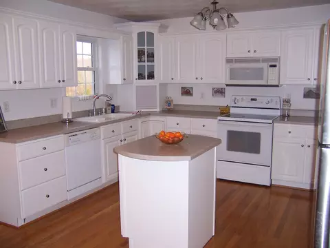 1700 Meadows Rd, Vinton, VA 24179 photo 2
