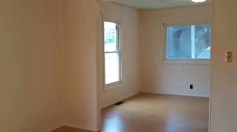 610 E Calhoun St, Salem, VA 24153 photo 10