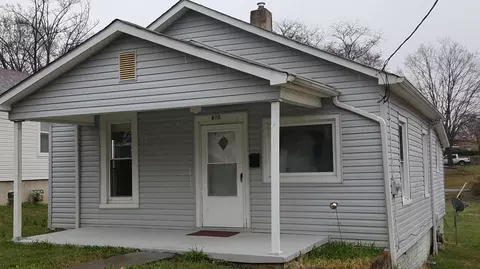 610 E Calhoun St, Salem, VA 24153 photo 1