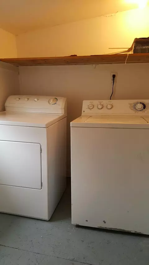 610 E Calhoun St, Salem, VA 24153 photo 17