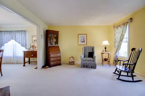 1917 Springmill Rd, Salem, VA 24153 photo 3