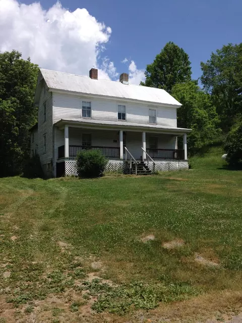 9605 Patterson Dr, Bent Mountain, VA 24059 photo 6