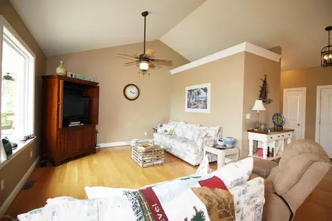 266 Cool Branch Rd, Penhook, VA 24137 photo 11