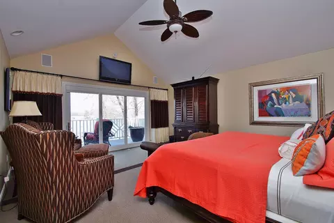 2690 Waters Edge Dr, Penhook, VA 24137 photo 23