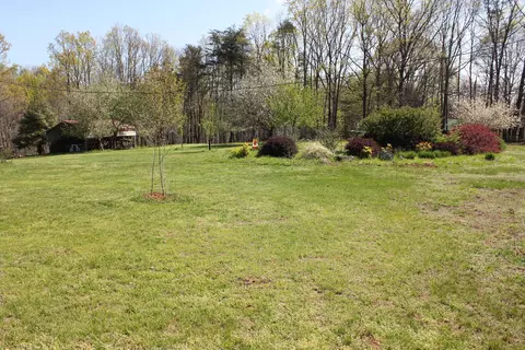 70 Ridgway Rd, Hardy, VA 24101 photo 2