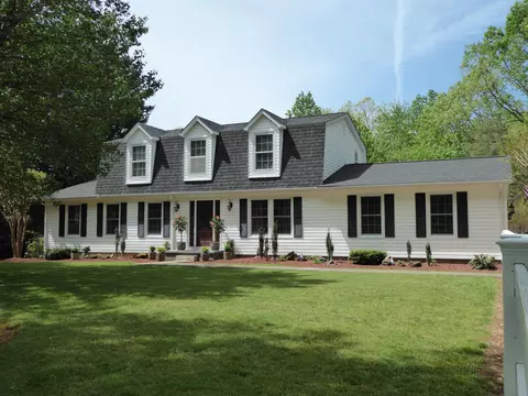 175 Honeysuckle Ln, Ferrum, VA 24088 photo 1