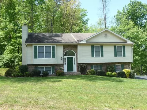 99 Fox Fire, Cloverdale, VA 24077 photo 1